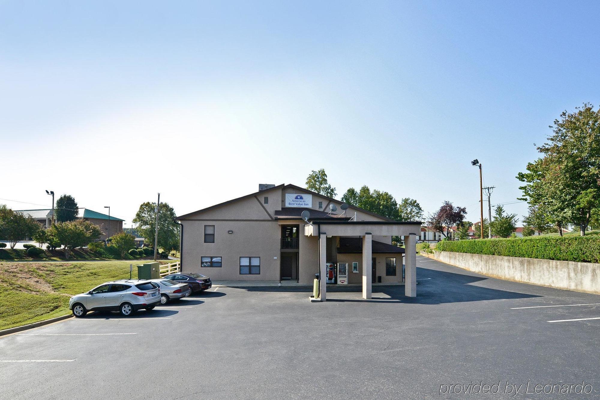 America'S Best Value Inn Стейтсвилл Экстерьер фото