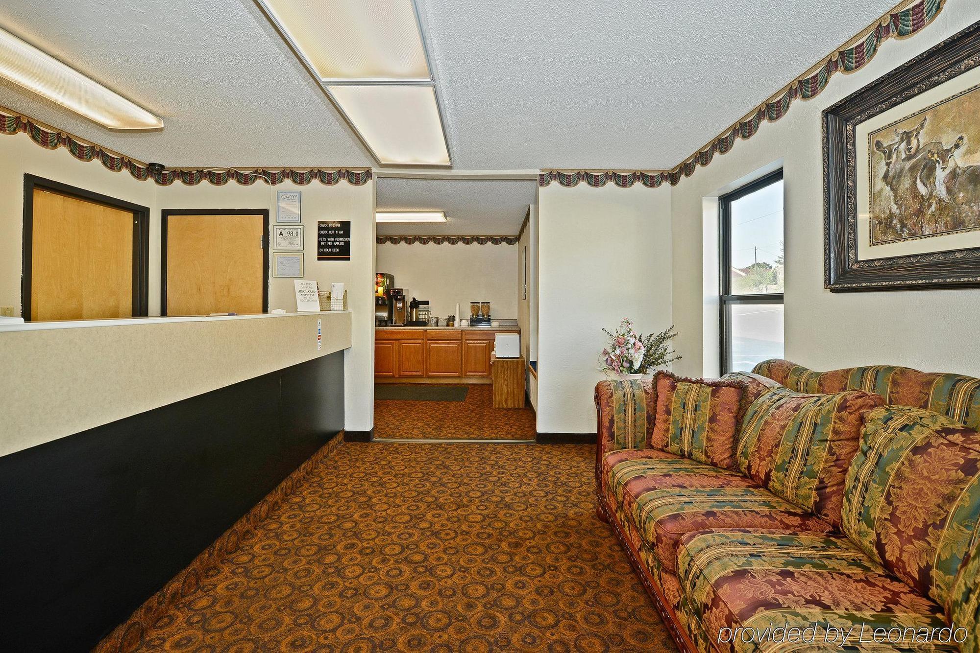 America'S Best Value Inn Стейтсвилл Интерьер фото