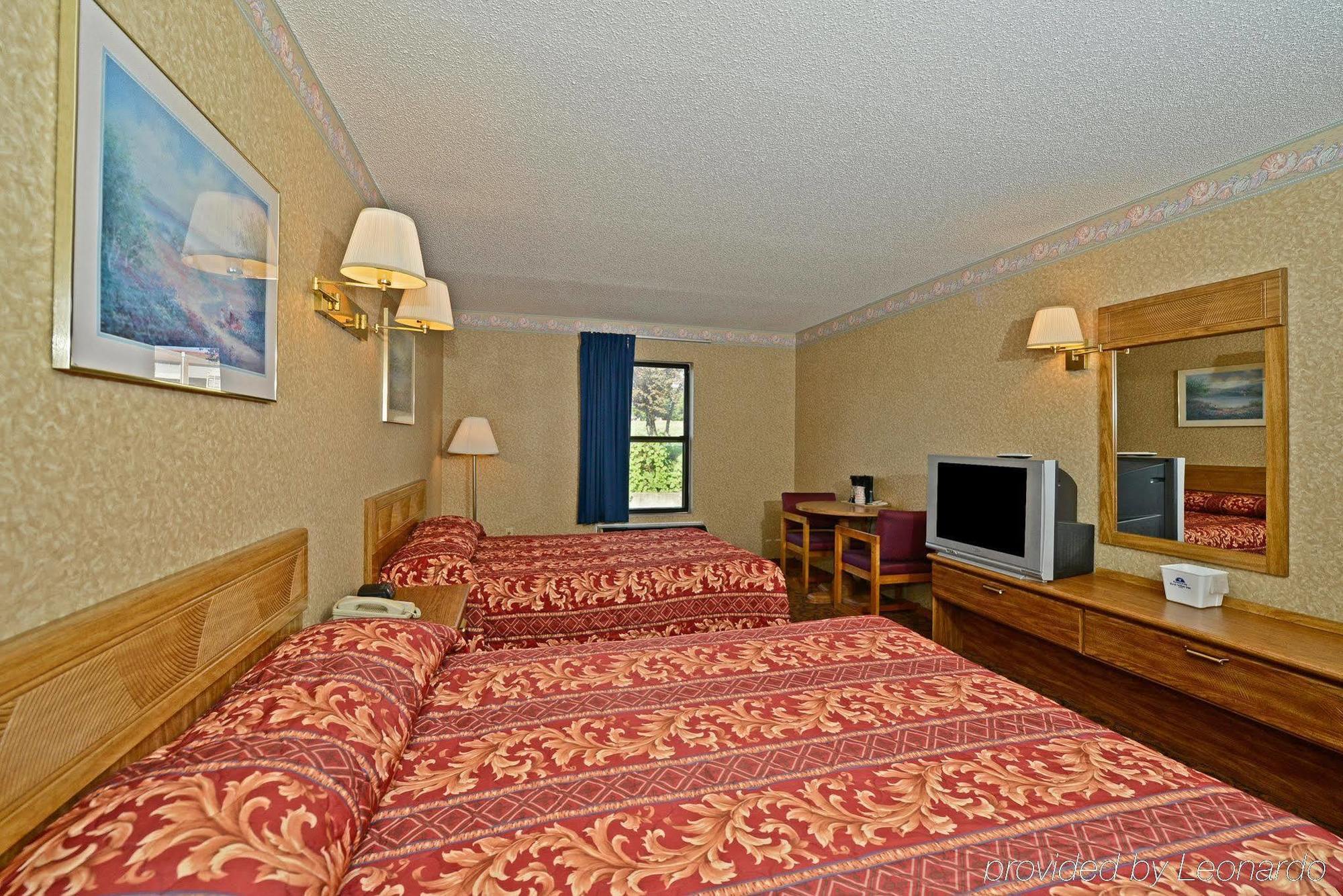America'S Best Value Inn Стейтсвилл Номер фото