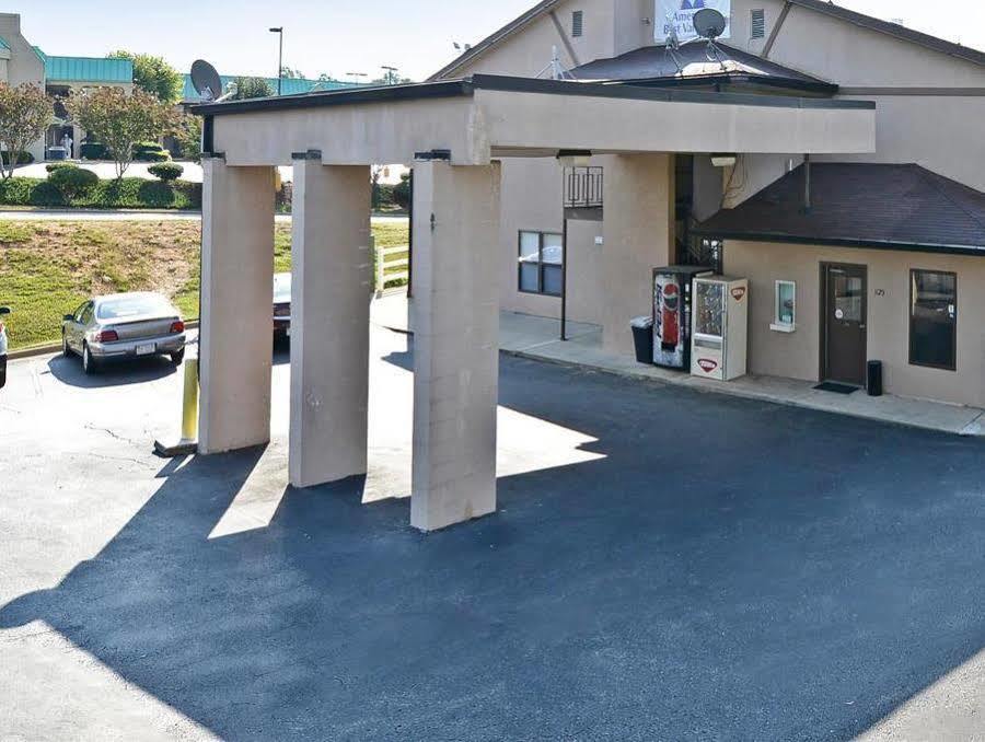 America'S Best Value Inn Стейтсвилл Экстерьер фото